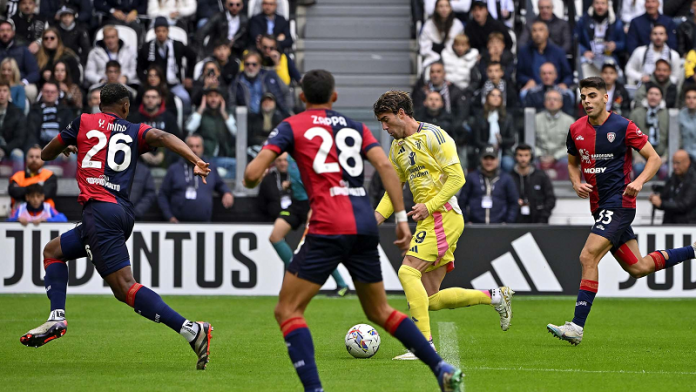 061024Vlahovic-Juve-Cagliari