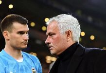 080325Livakovic-Mourinho
