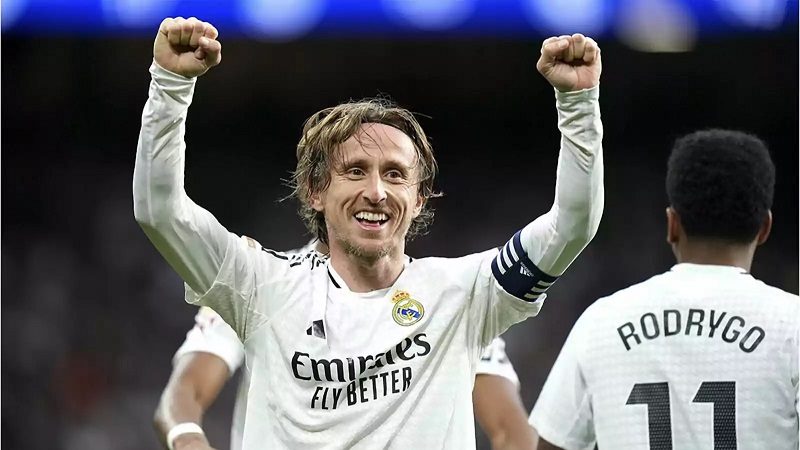 120325Modric-Rodrygo